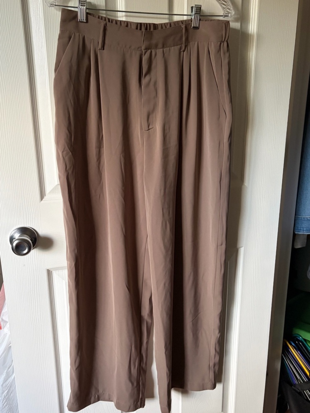 Women’s Wide-Leg Dress Pants in Taupe